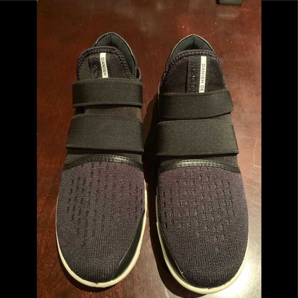 Ecco sneakers